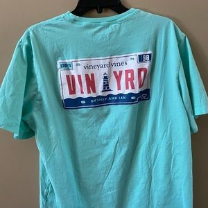 Vineyard vines T-shirt